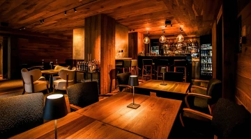 Lounge bar