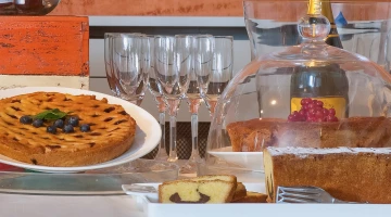 Selezione di dolci al buffet della colazione