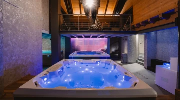 Whirlpool im Spa