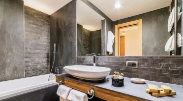 Bagno con vasca