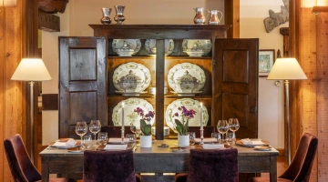 Table dressée au restaurant
