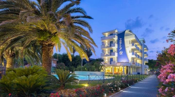 Hotel Jerry