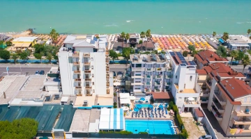 Hotel Tassoni Maison