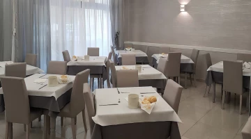 Restaurant hall