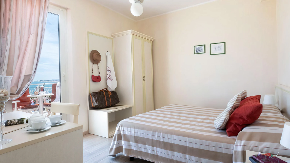 Zimmer mit Meerblick