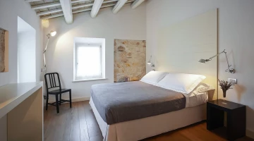 Doppelzimmer mit Sichtbalken