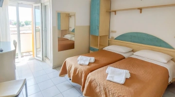 Double room with balcony