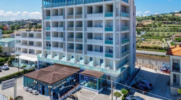Facciata dell'hotel