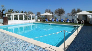 Saisonaler Swimmingpool