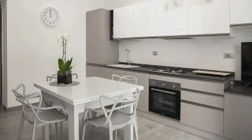 Cucina attrezzata in appartamento