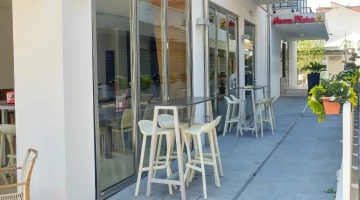 Möblierte Außenbereiche