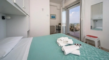 Camera matrimoniale con balcone