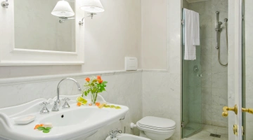 Bagno privato con box doccia