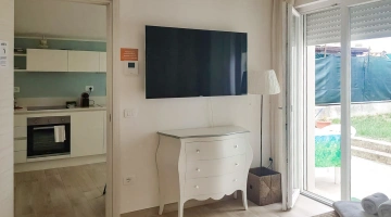 Monolocale con cucina attrezzata
