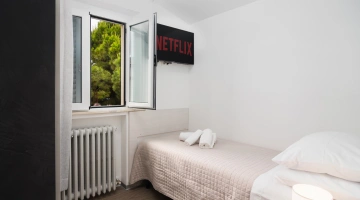 Single room in apartment