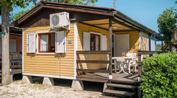 Bungalow avec véranda meublée