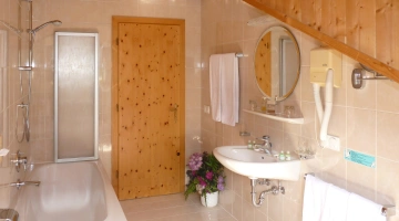 Bagno con vasca