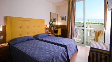 Doppelzimmer mit Balkon