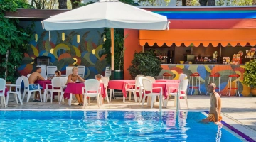 Poolbar