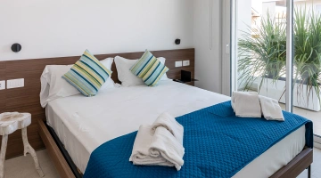 Zimmer mit Doppelbett