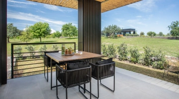 Petite table en patio
