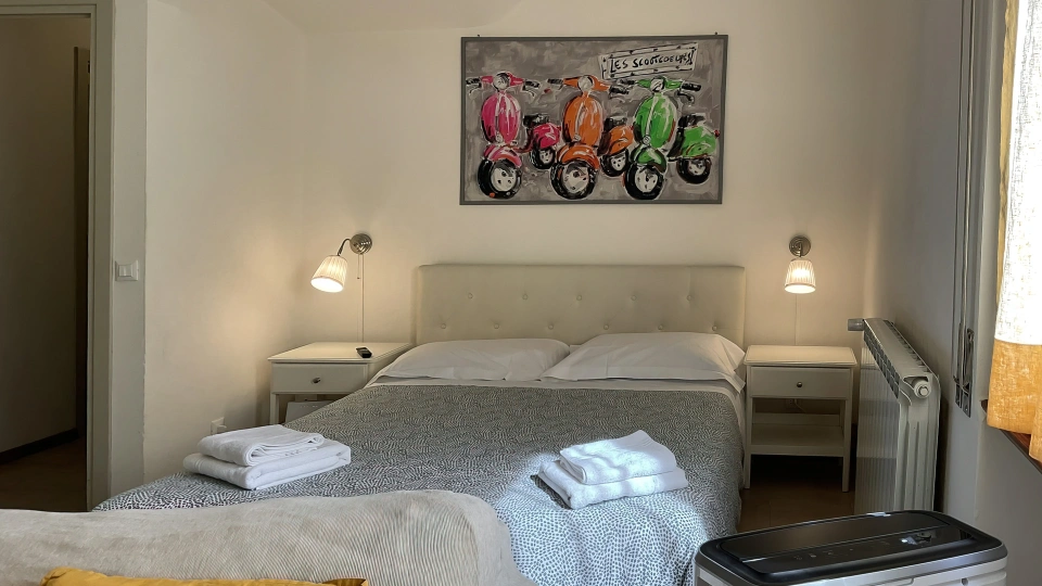 Chambre avec lit double