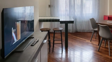 Wohnbereich mit Fernseher