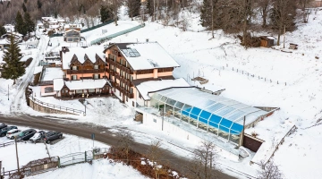 Struttura coperta dalla neve