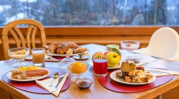 Colazione servita al tavolo