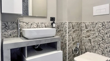 Badezimmer mit moderner Ausstattung