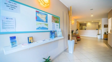 Ingresso con banco reception