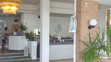 Entrée avec réception