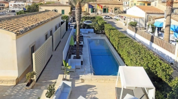 Vista aerea della piscina