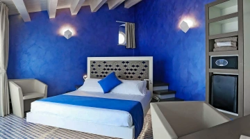 Letto matrimoniale in suite