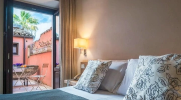 Camera con terrazzino privato