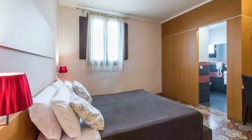 Stanza con bagno privato