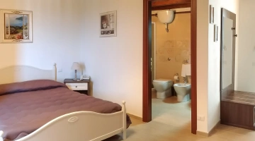 Camera con servizi privati