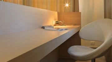 Dettaglio arredi in una camera