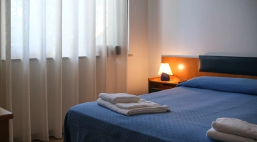 Detailansicht der Einrichtung eines Zimmers