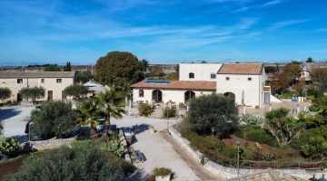 Parcheggio privato in loco