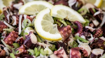 Piatto a base di pesce