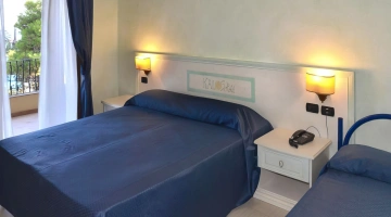 Camera tripla con balcone