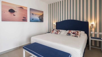 Chambre avec lit double