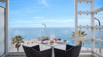 Balcon avec vue sur la mer