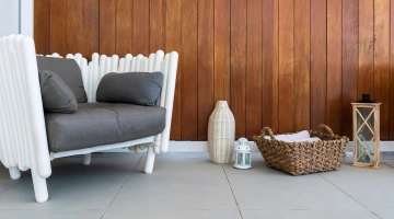 Detailansicht der Möbel im Außenbereich