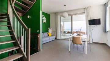 Wohnzimmer und Innentreppe