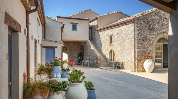 Petite place du Borgo d'Orlando