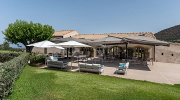 espace extérieur aménagé