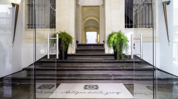 Entrée du bâtiment