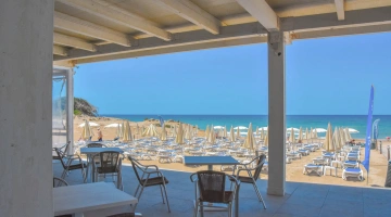 Ristorante/Bar con veranda vista spiaggia